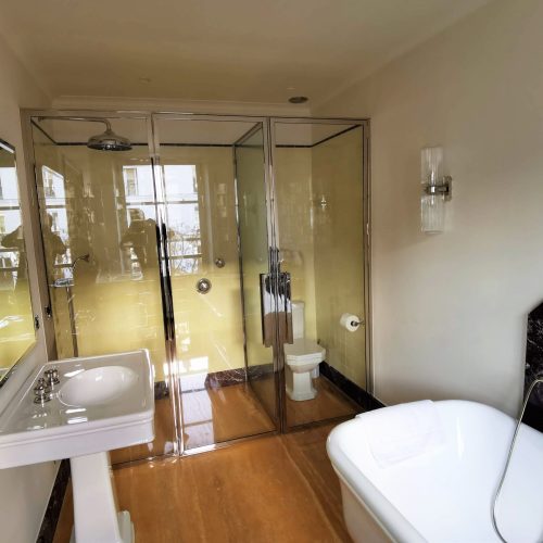 Paroi-douche-verre-sur-mesure (1)